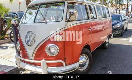 Camping-Volkswagen, à l'Huntington Beach car show Mars 2016 Banque D'Images