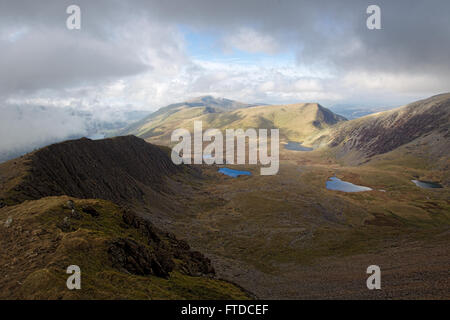 Mcg de Clogwyn Llechog sur le chemin Rhyd Ddu, Snowdon, Snowdonia. Banque D'Images