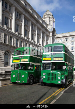 Liverpool Corporation A36 NKD 536 & A267 (VKB) 900, 2011, France Transport Merseyside Banque D'Images