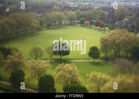 Eyrieal raison de Hackney Downs Park dans l'Est de Londres, prise avec un objectif tilt shift Banque D'Images