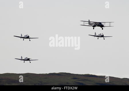 EI-AE, HFC-HFA, HFB-L'ASSURANCE-EMPLOI et de l'AE-ABI 'Iolar' du vol historique de l'Irlande, l'affichage à l'Airshow écossais en 2015 Banque D'Images