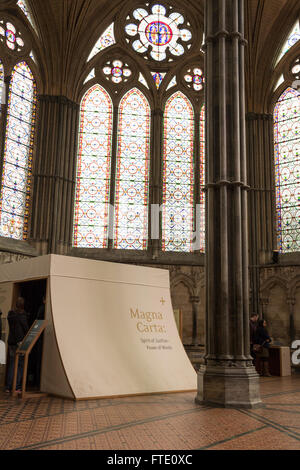 Chapter House, la cathédrale de Salisbury, Wiltshire Banque D'Images