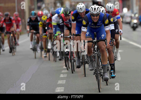 Deinze, Belgique. Mar 27, 2016. Tom Boonen (BEL) Rider de ETIXX - QUICK STEP en action au cours de l'UCI World Tour Flanders Classics 78ème Gent-Wevelgem course à bicyclette avec commencer à Deinze et finition en action © Wevelgem Plus Sport/Alamy Live News Banque D'Images