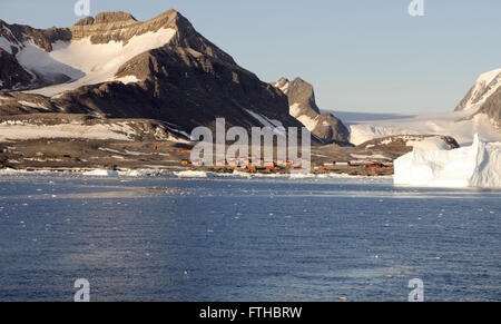 Esperanza, socle Esperanza, le permanent, tout au long de l'année dans la station de recherche argentin Hope Bay. L'antarctique Banque D'Images