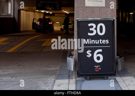 Garage Parking sign - USA Banque D'Images