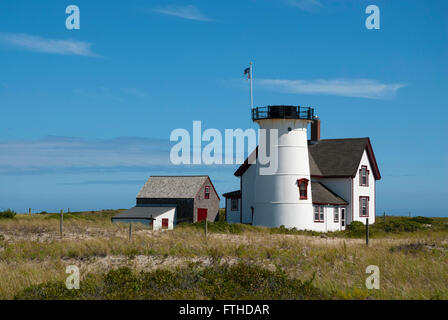 Le port de l'étape phare, avec sa tour manquant, est une destination populaire pour les touristes de Cape Cod. Banque D'Images