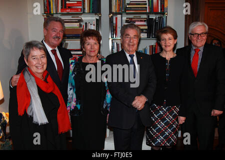 Suisse, autrichien, allemand et luxembourgeois se rencontrent au ministère des Affaires étrangères pour discuter de la crise des réfugiés en Europe comprend : Margit Fischer, Jean Asselborn, Heinz Fischer, Simonetta Sommaruga, Myriam, Frank-Walter Steinmeier, où : Luxembourg Banque D'Images