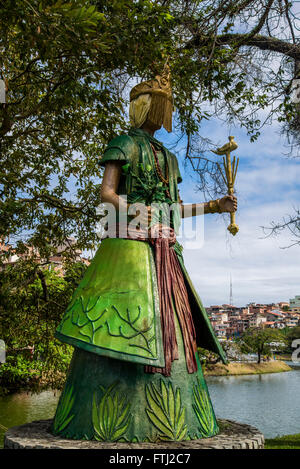 Orixá Ossain, divinité du candomblé statue, Dique do Tororó, Salvador, Bahia, Brésil Banque D'Images