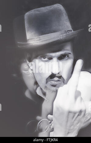 Portrait of Caucasian men wearing hat close up Banque D'Images