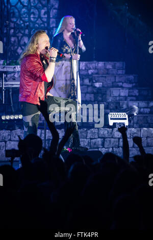 BRATISLAVA, Slovaquie - 28 mars : la performance de Tobias Sammet's Avantasia projet lors de Ghostlights World Tour à Bratislava, Slovaquie le 28 mars 2016 Banque D'Images