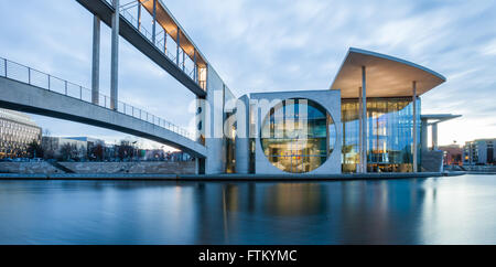 Bundestag / Bundeskanzeramt Paullöbe : bâtiments auxiliaires et Marie Elisabeth Lüders Maisons Banque D'Images