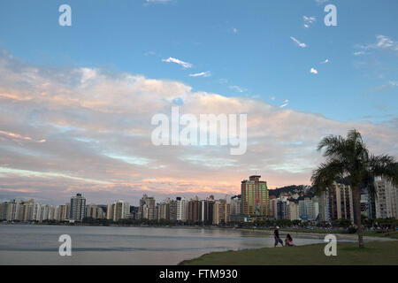 Avenida Beira-Mar - Journaliste Rubens de Arruda Ramos - North Bay de la ville de Florianopolis Banque D'Images