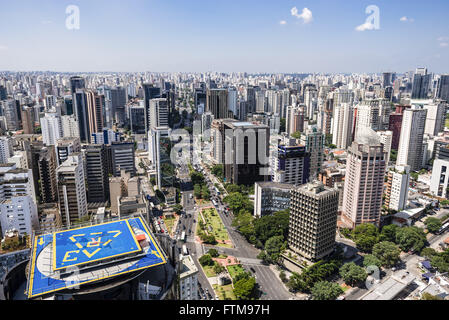 Vue aérienne de la rue Iguatemi et Avenida Faria Lima en direction sud Banque D'Images