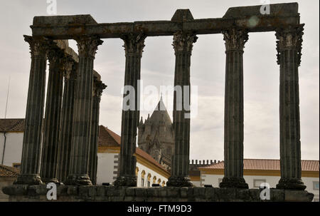 Le Temple romain de Diana Temple siècle dans le centre historique d'Evora Banque D'Images