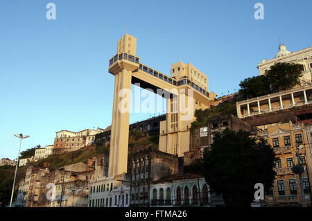 Ascenseur Lacerda en fin d'après-midi - lien entre la ville basse et la ville haute Banque D'Images