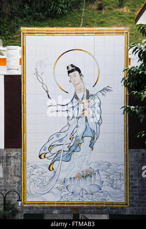 Exposés en tuile peinture Zu Lai Temple Bouddhiste - monastère Banque D'Images