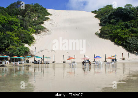 Colline-bald - Dune 120 m de hauteur dans la zone préservée de Ponta Negra Beach Banque D'Images