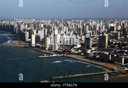 Vue aérienne de la promenade de l'Avenue Beira Mar à Fortaleza Banque D'Images