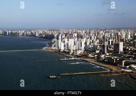 Vue aérienne de la promenade de l'Avenue Beira Mar à Fortaleza Banque D'Images