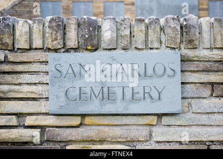 Inscrivez-vous pour San Carlos cimetière militaire britannique, le Blue Beach, San Carlos Bay, East Falkland, l'Amérique du Sud Banque D'Images