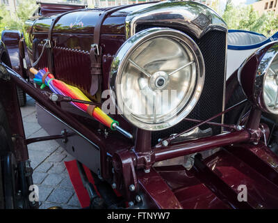 Merano, Italie - 9 juillet 2015 : A la une du Riley Ulster IMP. à Merano pendant le Tyrol du Sud classic cars rally 2015 Banque D'Images