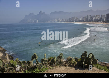 Vue sur Ipanema et Leblon de rock de l'Arpoador Banque D'Images