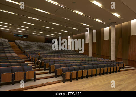 Salle de conférence. Ivey Business School, à London, au Canada. Architecte : Hariri Pontarini Architects, 2013. Banque D'Images