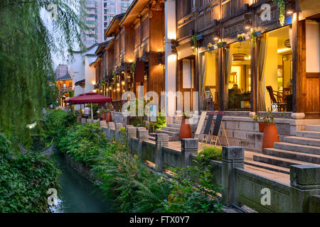 Fuzhou, Chine à trois voies sept ruelles du quartier commerçant traditionnel. Banque D'Images