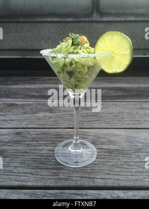 Chou style Mojito dans verre à cocktail Banque D'Images