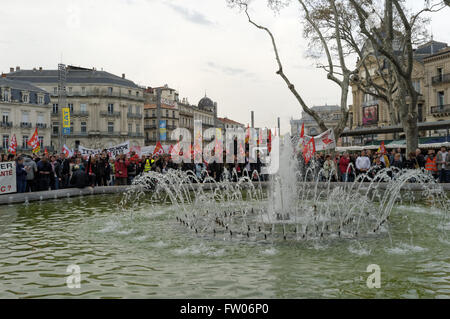 Montpellier, Languedoc-Roussillon, France. Le 31 mars 2016. Manifestation contre la réforme El Khomri du code du travail. Credit : Digitalman/Alamy Live News Banque D'Images