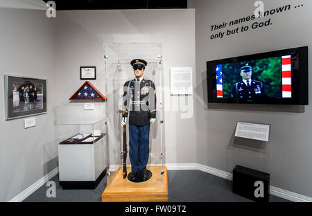 Houston, Texas, USA. Mar 31, 2016. Fondée en 1992, et de l'habitation du nord de la plus grande collection de services funéraires de l'historique des articles dans un 20 500 mètres carrés, le Musée National de l'histoire funéraire célèbre le patrimoine de l'industrie des services funéraires avec 13 expositions permanentes et spéciales supplémentaires. © Brian Cahn/ZUMA/Alamy Fil Live News Banque D'Images