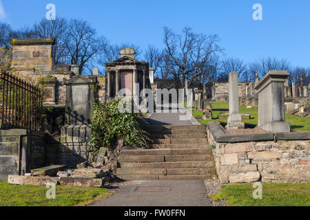 Une vue de nouveau cimetière de Calton à Édimbourg, en Écosse. Banque D'Images