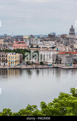 La Havane, Cuba - 27 septembre 2015 : vue panoramique sur Cuba La Havane capitale de Morro Castle. Banque D'Images