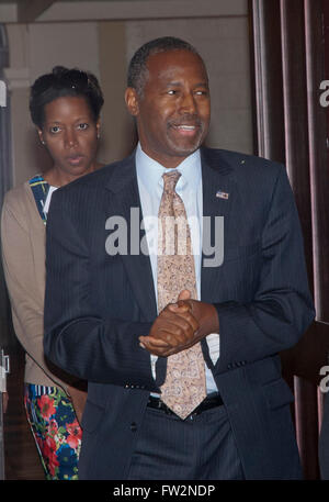 Topeka, Kansas, USA, 17 Septembre, 2015 Le Dr Ben Carson à la Grande Gare terrestre Crédit : Mark Reinstein Banque D'Images