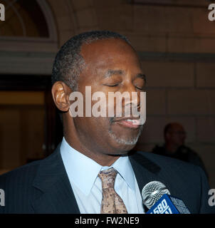 Topeka, Kansas, USA, 17 Septembre, 2015 Le Dr Ben Carson à la Grande Gare terrestre Crédit : Mark Reinstein Banque D'Images