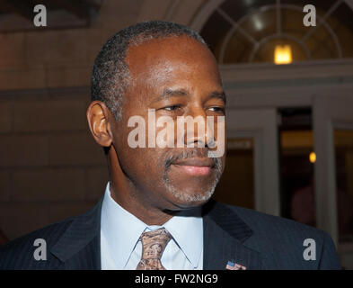 Topeka, Kansas, USA, 17 Septembre, 2015 Le Dr Ben Carson à la Grande Gare terrestre Crédit : Mark Reinstein Banque D'Images