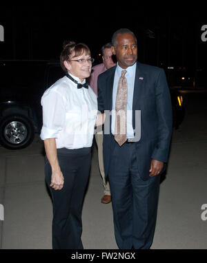 Topeka, Kansas, USA, 17 Septembre, 2015 Le Dr Ben Carson à la Grande Gare terrestre Crédit : Mark Reinstein Banque D'Images