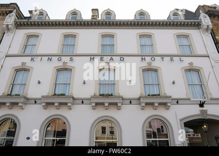 Le Kings Head hotel en place du marché, Cirencester, Gloucestershire, Royaume-Uni Banque D'Images