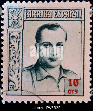 Espagne - circa 1937 : timbre imprimé en Espagne montre Jose Antonio Primo de Rivera, vers 1937 Banque D'Images