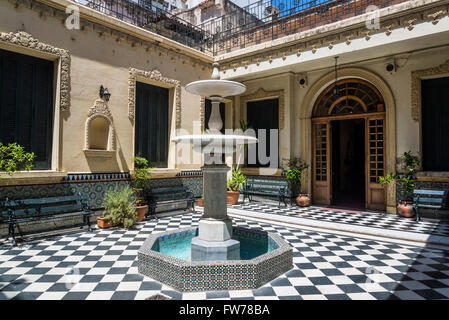 Cour du Musée des Arts Décoratifs Firma y Odilo Estevez, Rosario, Santa Fe, Argentine Banque D'Images