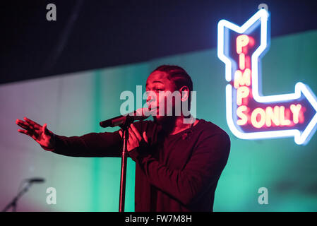 Le rappeur Kendrick Lamar effectue au Riviera Theater en concert le 5 novembre 2015 à Chicago, Illinois. Banque D'Images