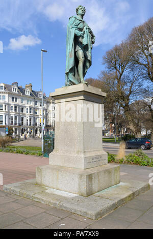 Le roi George IV statue par le Royal Pavilion à Brighton, Brighton & Hove, East Sussex, Angleterre, Royaume-Uni. Banque D'Images