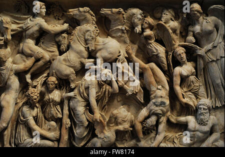 L'art roman sarcophage panneau représentant la chute de Phaeton. 2ème ANNONCE de siècle. En. Le Musée de l'Ermitage. Saint Petersburg. La Russie. Banque D'Images