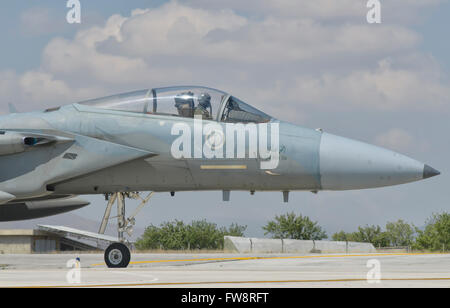 Arabie Royal Air Force F-15 lors de l'exercice Anatolian Eagle Base aérienne à Albacete, en Espagne. Banque D'Images