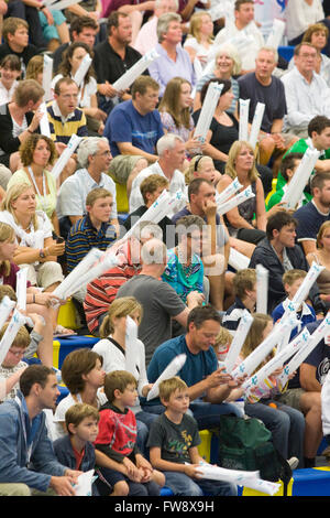 Les écoles britanniques GAmes 2008, tenue à Bath et Bristol avec les grandes foules dans la salle de sport que l'on voit ici à l'Université de Bath. Banque D'Images