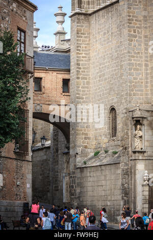 Arc de palais dans la cathédrale de Tolède, Espagne Banque D'Images