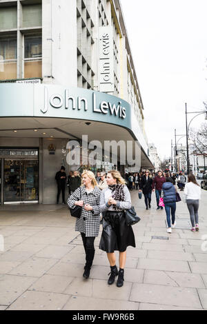 Extérieur de John Lewis magasin sur Oxford Street de Londres, UK Banque D'Images