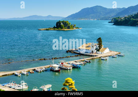 Petit monastère orthodoxe de l'île de Corfou en Grèce Banque D'Images