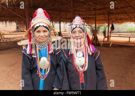 Les Akha (E-Kor) Peuple de Chine ; Hilltribe Laos Myanmar (Birmanie) et le nord de la Thaïlande,tribu près de Chaing Rai,le nord de la Thaïlande Banque D'Images