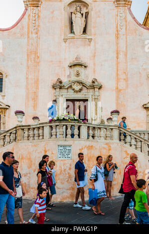 Chiesa di San Giuseppe - Eglise de Saint Joseph -, Taormina, Messine, Sicile, Italie Banque D'Images